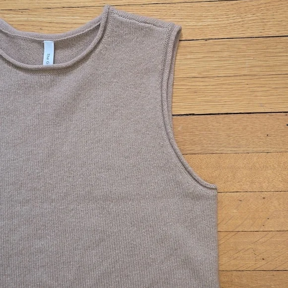 Babaton, The Group, 100% Cashmere Sleeveless Knit Top, Tan, EUC, Women's XS - Picture 5 of 8